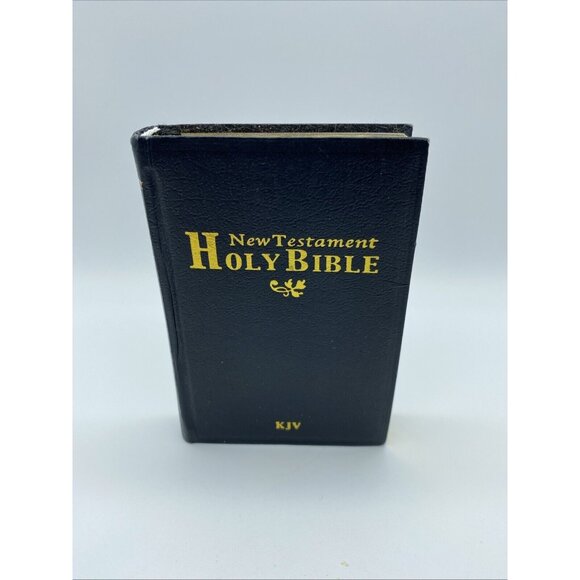New Testament Holy Bible 2011 KJV Red Letter Edition 4 1/2" Tall x 3" Wide - Picture 1 of 11